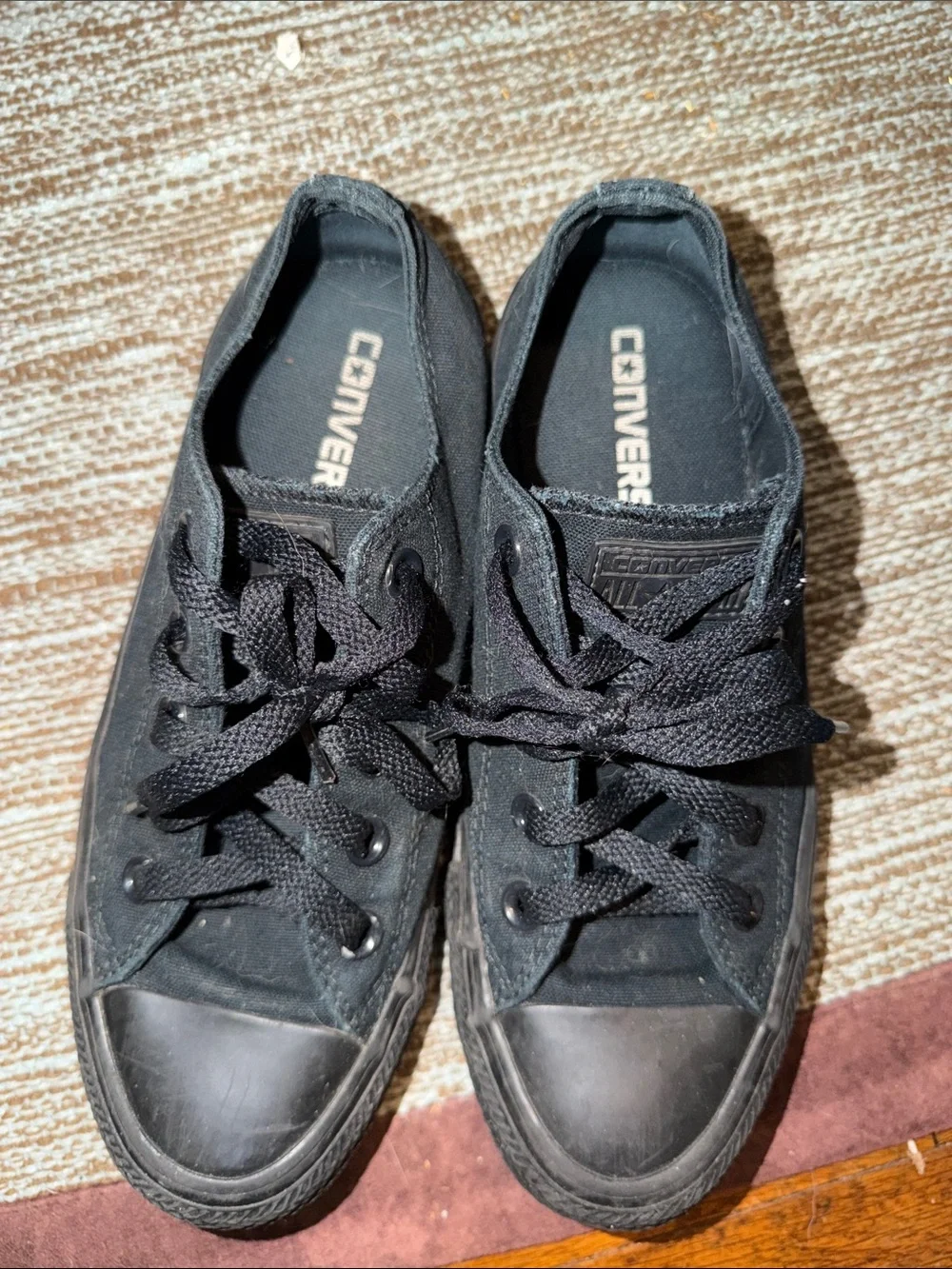 Unisex Converse Black Low-Top Canvas Sneakers - Picture 5 of 5
